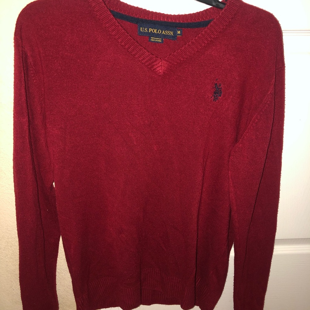 U.S. Polo Assn Men's Solid V-Neck Sweater - Picture 1 of 3